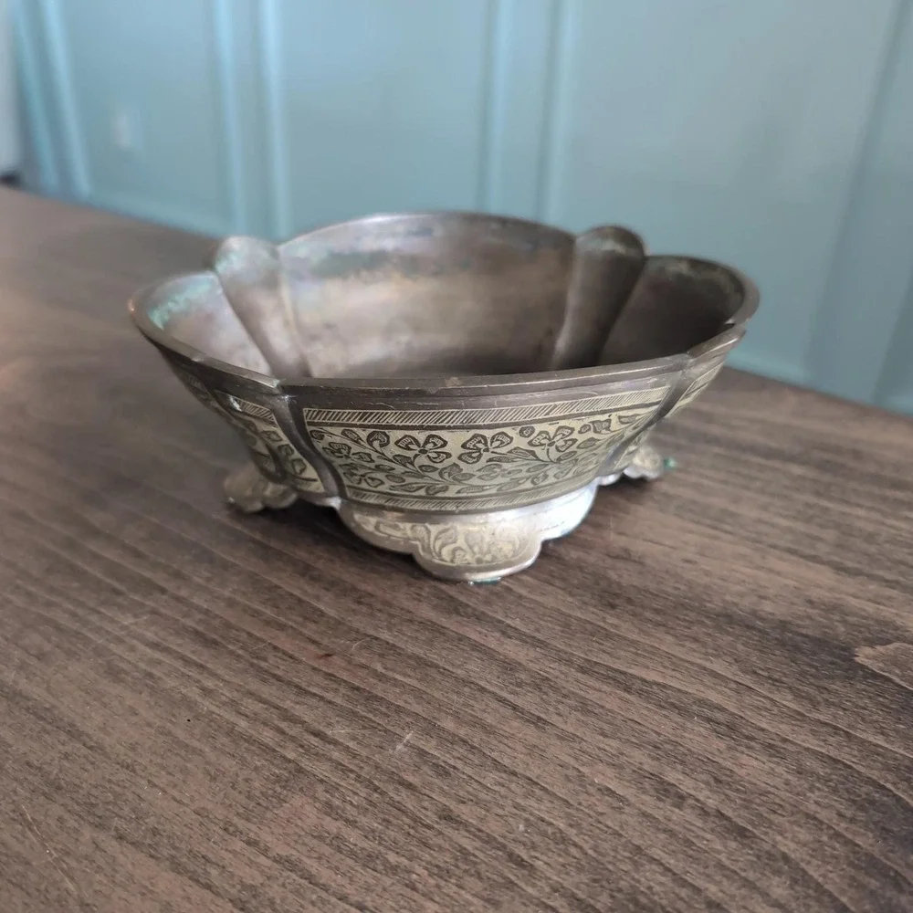 Vintage Etched Brass Footed Bowl Floral Scalloped Made in India Trinket Dish